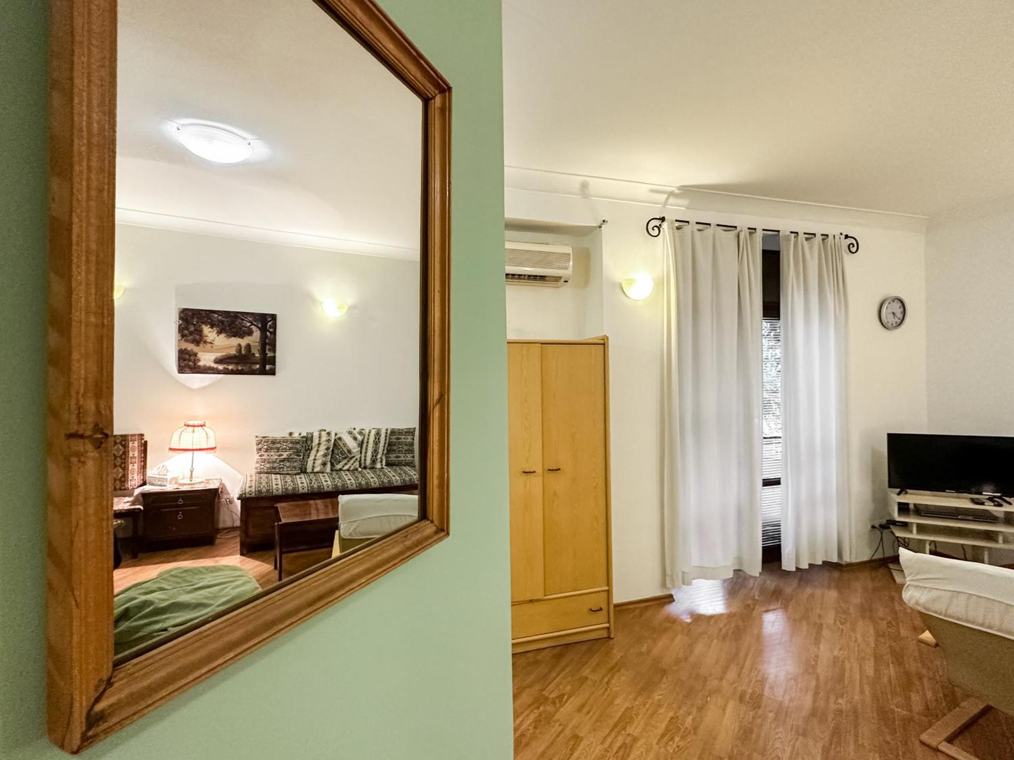 Ris Central Apartments Jerevan Exteriör bild